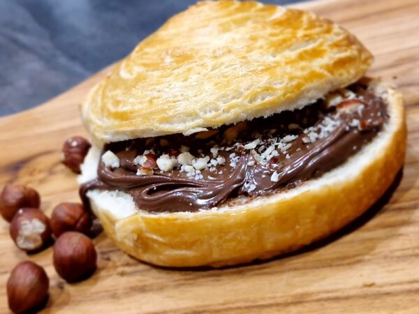 Bun'N Roll - Nutella & éclats de noisettes
